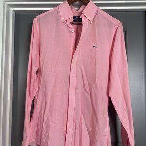 Vineyard Vines Pink button down. Size Small